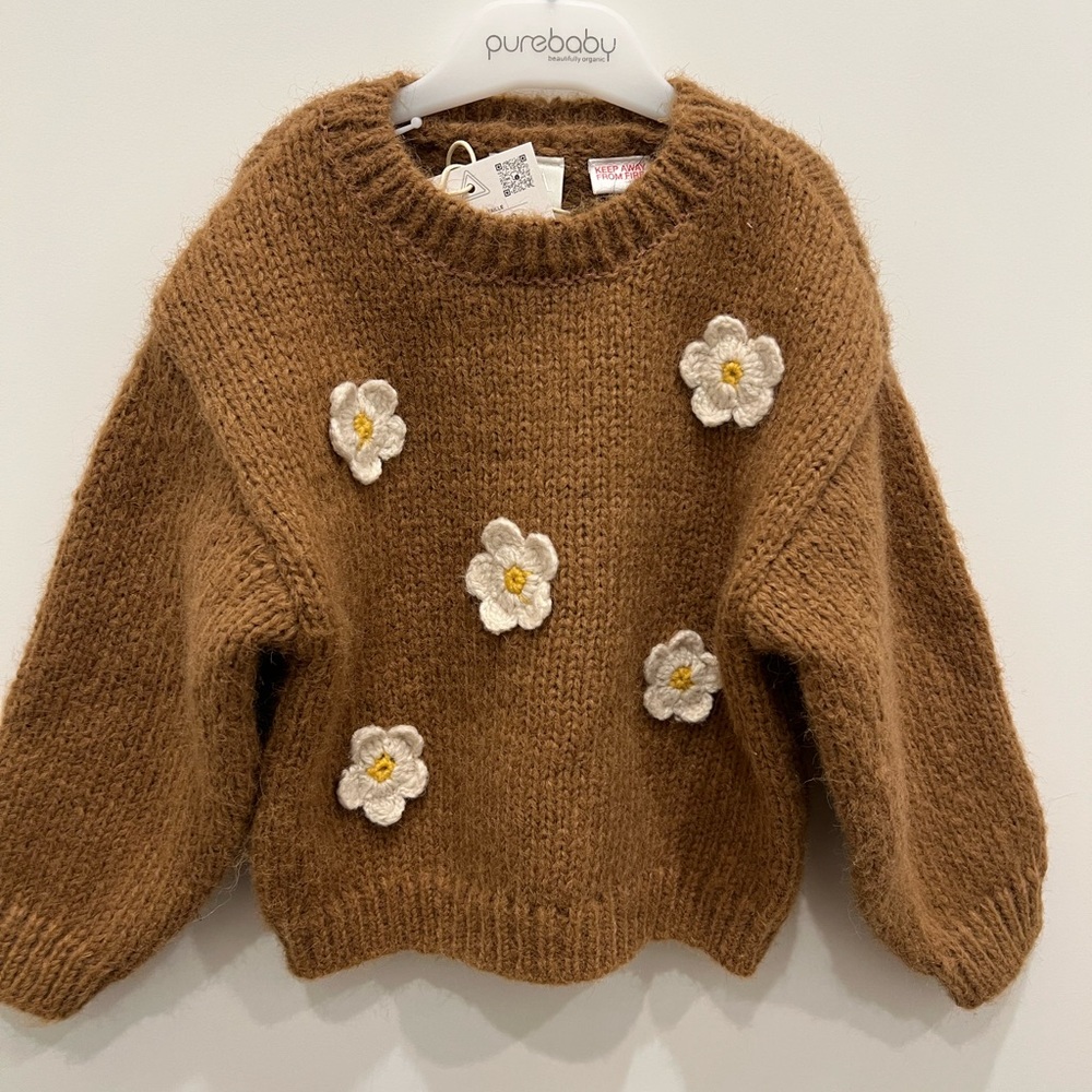 Zara Tan Sweater with White Floral Accents - Picture 4 of 7
